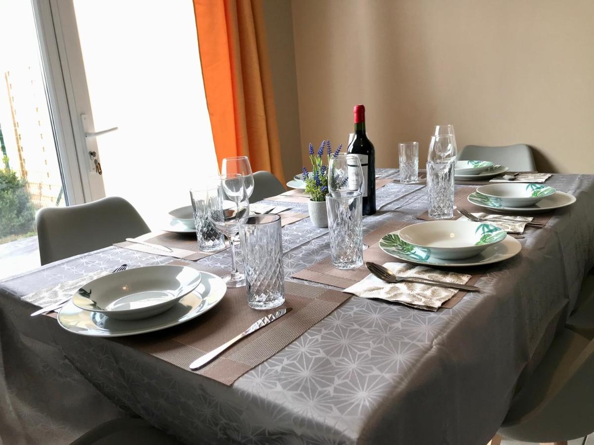 Agreable Maison Proche Gare Avec Parking Gratuit 르망 외부 사진